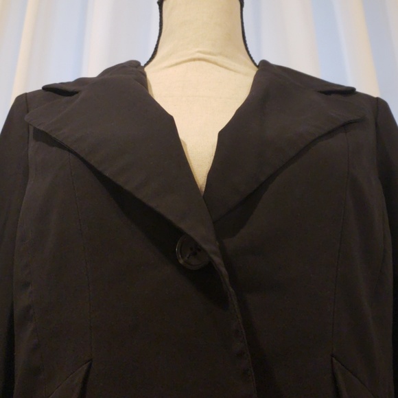 Single Button Blazer - Picture 4 of 8